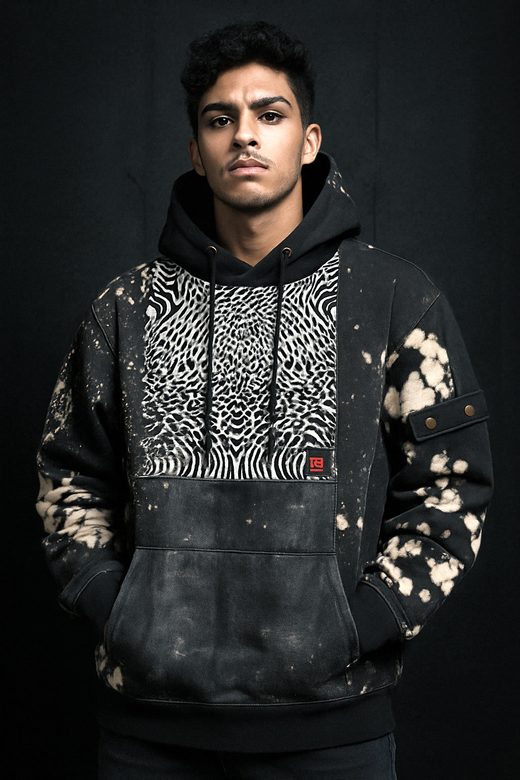 🔥 Hoodie “Living Mark” – Broken Heart x Tomi Zlott